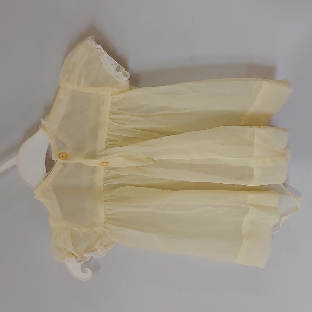 Small yellow dress